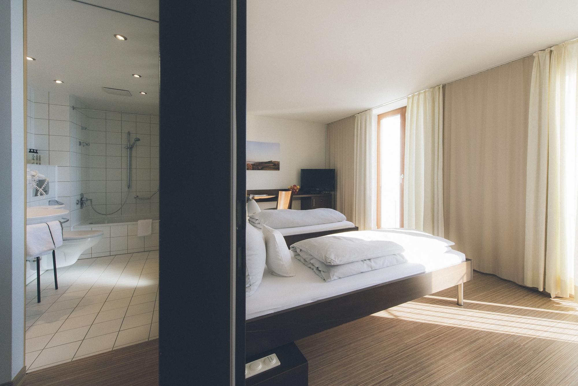 Das Wildeck Hotel & Restaurant Abstatt ภายนอก รูปภาพ