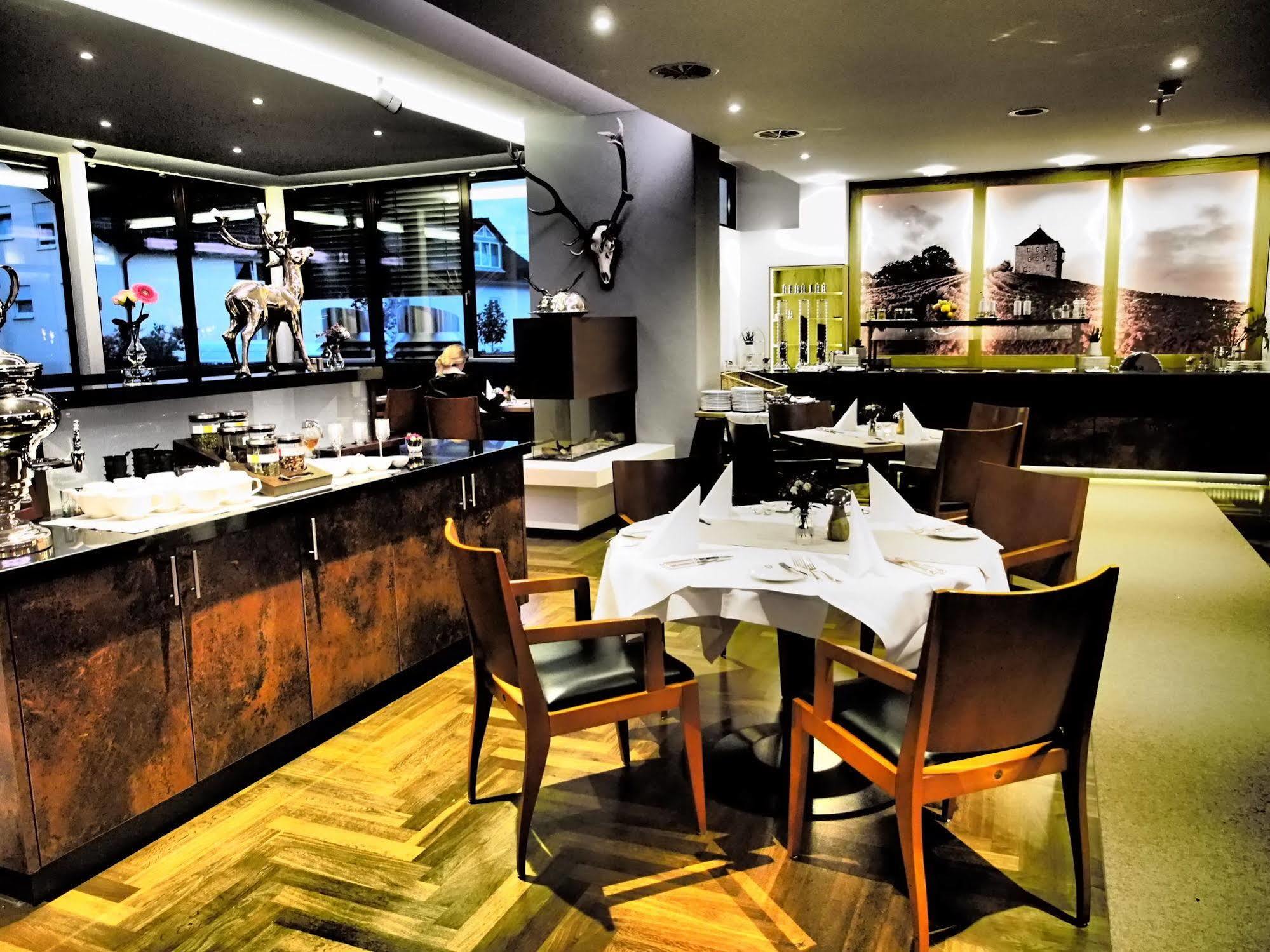 Das Wildeck Hotel & Restaurant Abstatt ภายนอก รูปภาพ