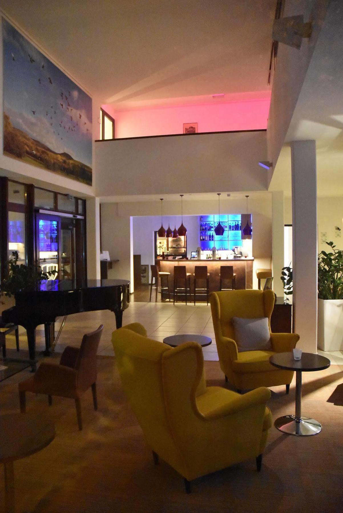 Das Wildeck Hotel & Restaurant Abstatt ภายนอก รูปภาพ