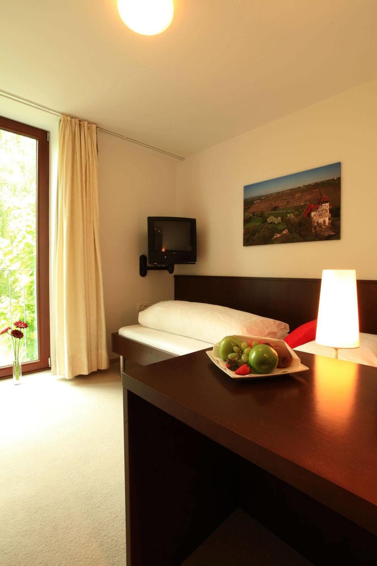 Das Wildeck Hotel & Restaurant Abstatt ภายนอก รูปภาพ